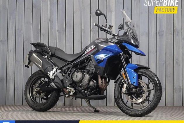 TRIUMPH TIGER 1050