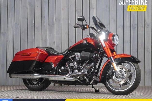 HARLEY-DAVIDSON ROAD KING