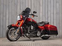 HARLEY-DAVIDSON ROAD KING