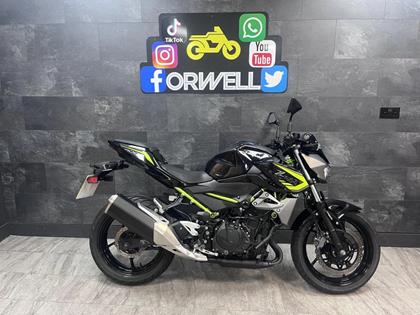 KAWASAKI Z400