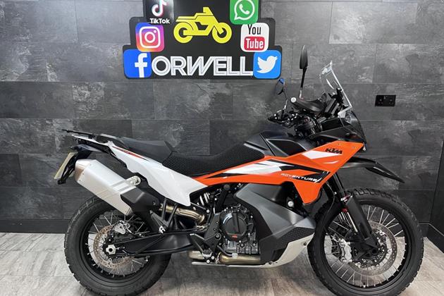 KTM 890 ADVENTURE