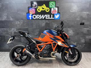 KTM 1290 SUPERDUKE R 