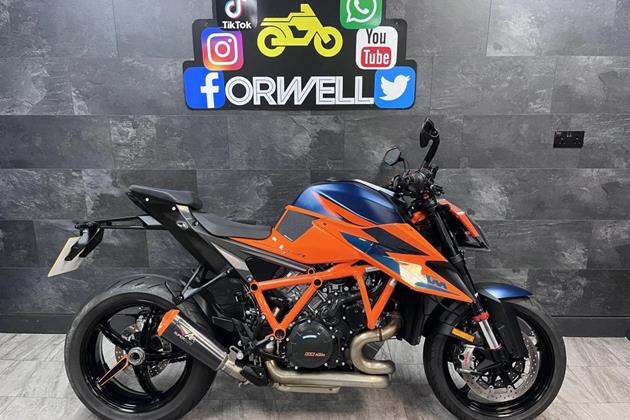 KTM 1290 SUPERDUKE R