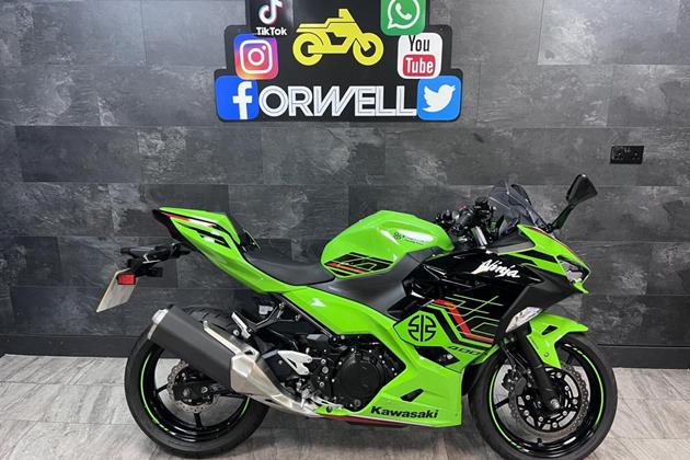 KAWASAKI NINJA 400