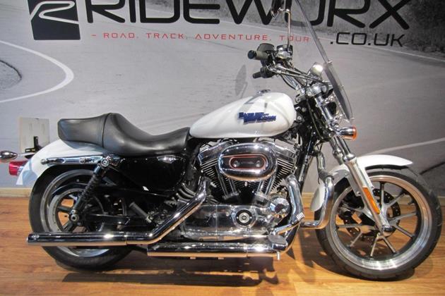 HARLEY-DAVIDSON SPORTSTER 1200