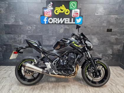 KAWASAKI Z650