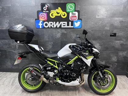 KAWASAKI Z900