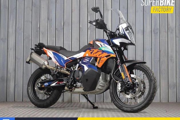 KTM 890 ADVENTURE