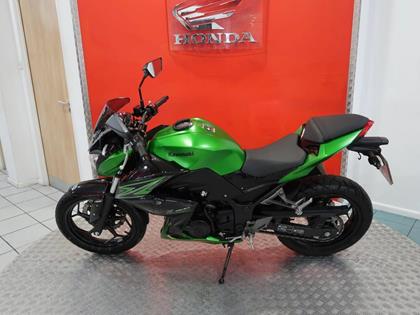 KAWASAKI Z300