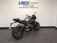 TRIUMPH STREET TRIPLE 765 R