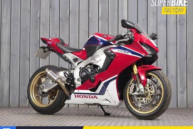 HONDA CBR1000RR FIREBLADE