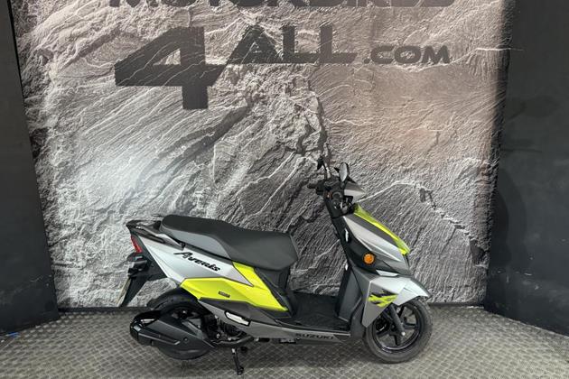 SUZUKI AVENIS 125