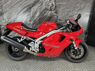 TRIUMPH DAYTONA T595 