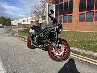 SUZUKI SV650X 