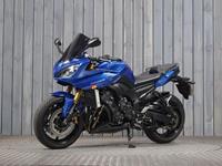 YAMAHA FAZER 8