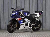 SUZUKI GSX-R750