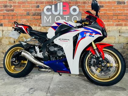 HONDA CBR1000RR FIREBLADE