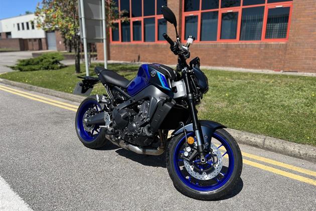 YAMAHA MT-09