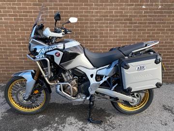 HONDA CRF1000L AFRICA TWIN