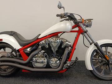 HONDA VT1300CX FURY