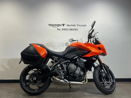 TRIUMPH TIGER 1050