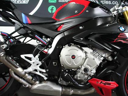 BMW S1000R