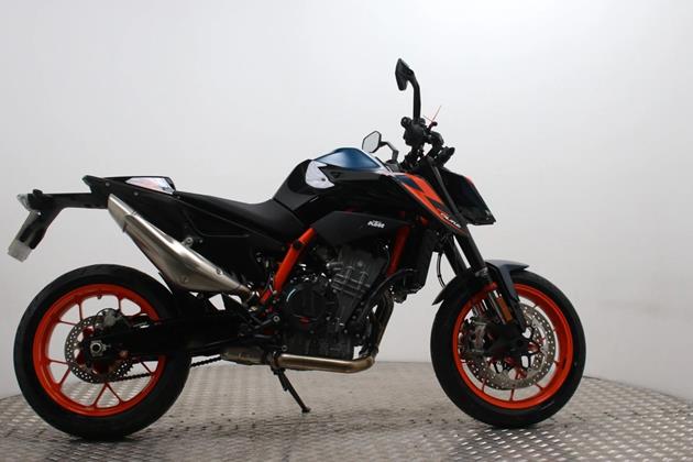 KTM 890 DUKE R