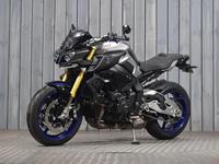 YAMAHA MT-10