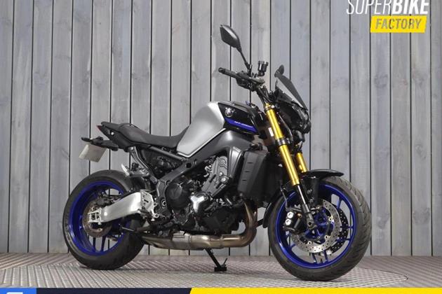 YAMAHA MT-09