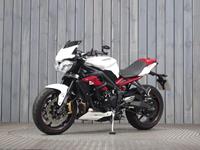 TRIUMPH STREET TRIPLE 765 R