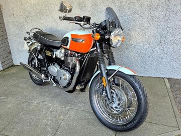 TRIUMPH BONNEVILLE T120 BLACK