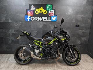 KAWASAKI Z900 