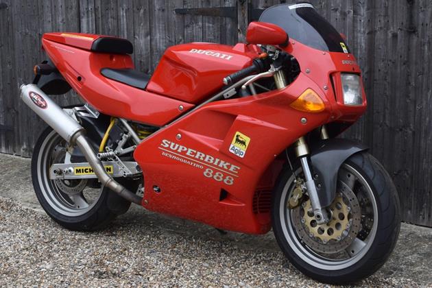 DUCATI 888