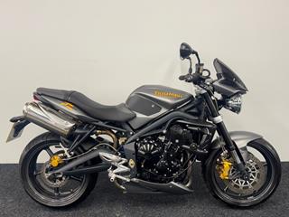 TRIUMPH STREET TRIPLE R 