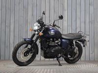 TRIUMPH SCRAMBLER 900