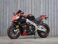 APRILIA RSV4