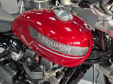 TRIUMPH SPEED TWIN 1200