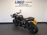 TRIUMPH STREET TRIPLE 765 RS