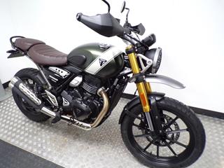 TRIUMPH SCRAMBLER 400 X 