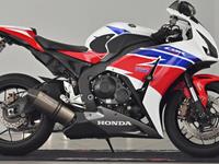 HONDA CBR1000RR FIREBLADE