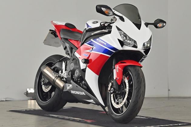 HONDA CBR1000RR FIREBLADE