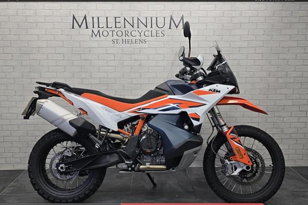 KTM 890 ADVENTURE