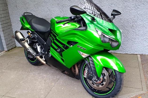 KAWASAKI ZZR1400