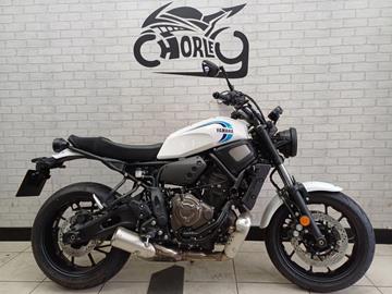 YAMAHA XSR700