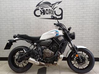 YAMAHA XSR700 