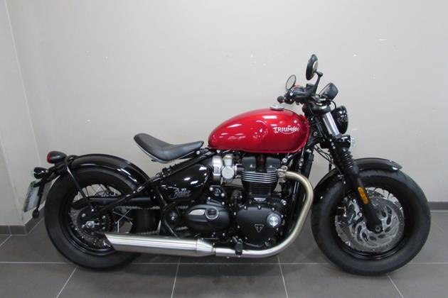 TRIUMPH BONNEVILLE BOBBER