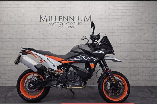 KTM 890 SMT