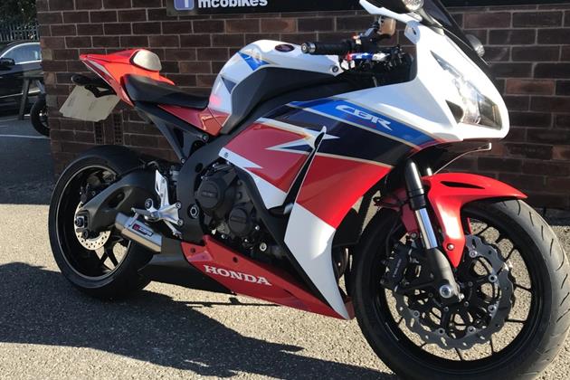 HONDA CBR1000RR FIREBLADE