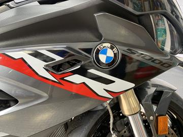 BMW S1000RR