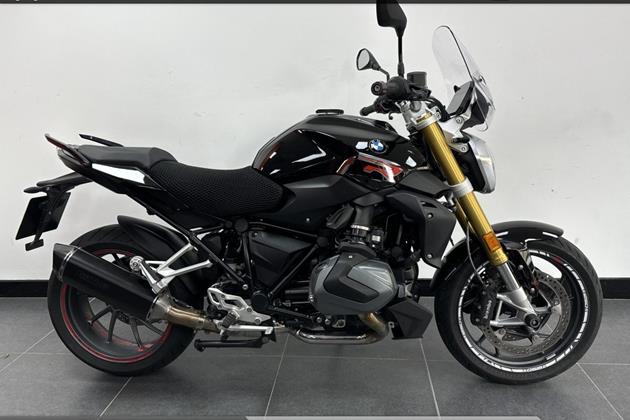 BMW R1250R